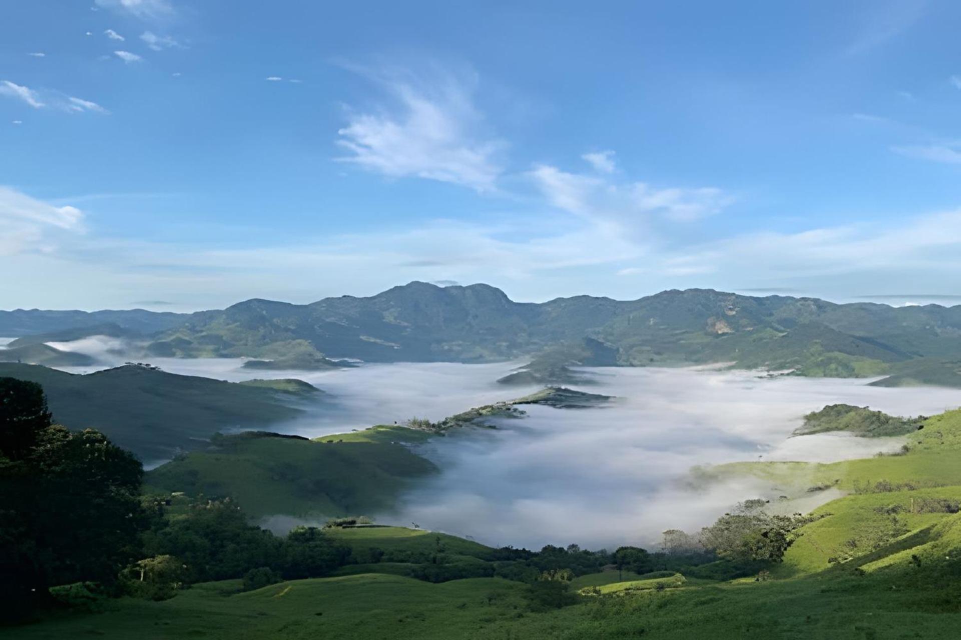 Chales Suites Gorjeios Da Mantiqueira Sao Bento do Sapucai Bagian luar foto